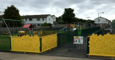 Barowcliff Childrens Play Area