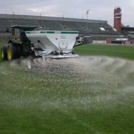 Campey Turf Care Dakota 440 Towed