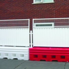 Heras RB22 Crash Barrier