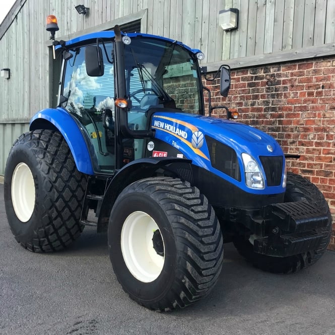 T4.95 Tractor